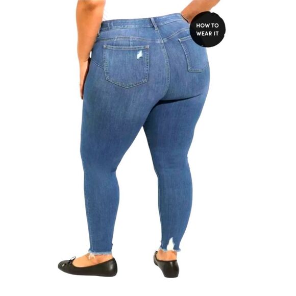 TORRID Bombshell Skinny distructed Plus Size Skinny Jeans SIZE 18 Short Length. - Picture 11 of 16